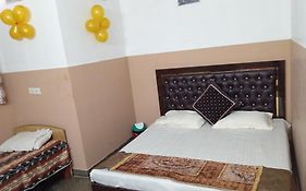 Hotel Raj Mahal